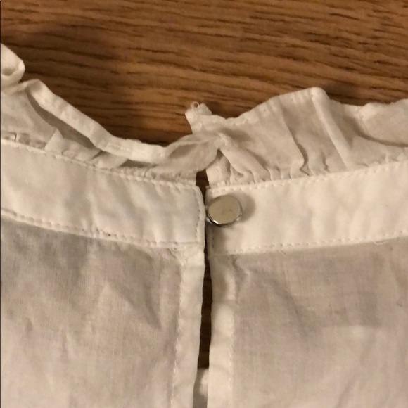 Cute white blouse - Picture 6 of 7